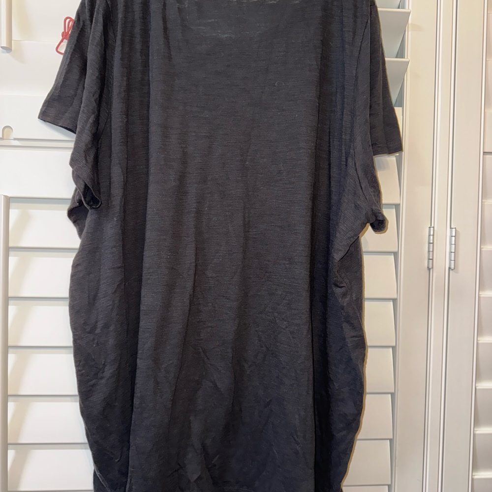 New Torrid Vibe Floral Relaxed Graphic Floral T-shirt Size 5X - Picture 2 of 8